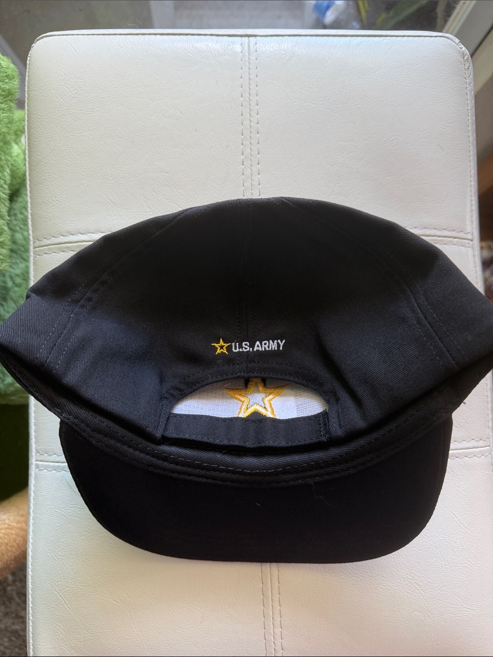 U.S. Army Black adult Cap with Gold Star Embroidery - Picture 2 of 2